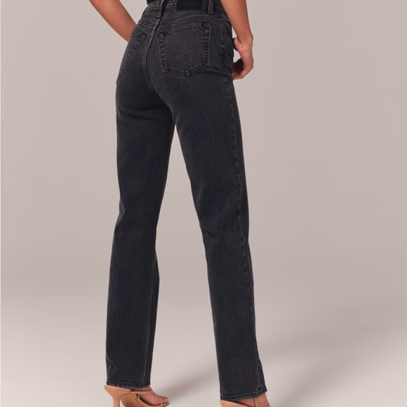 Classic Black Women's Jeans - Picture 5 of 8